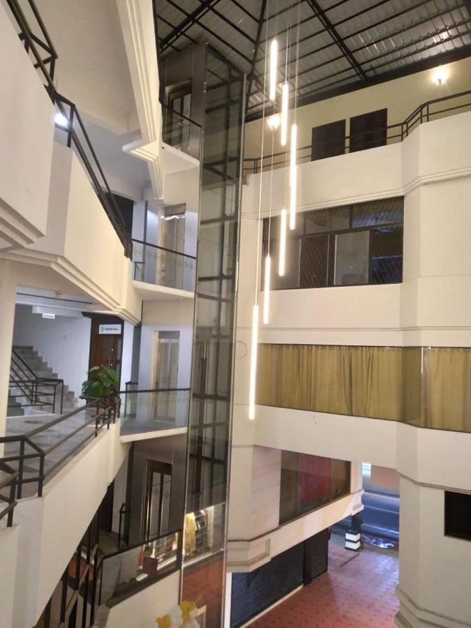 Pmr Grandays Hotel Malappuram Exterior photo